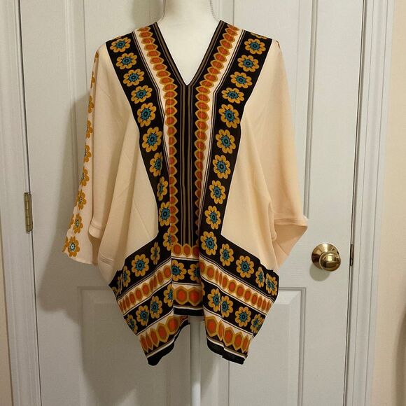 Rose & Olive Tops - NWT Rose & Olive Boho Floral Print Kimono Blouse peach brown blue orange